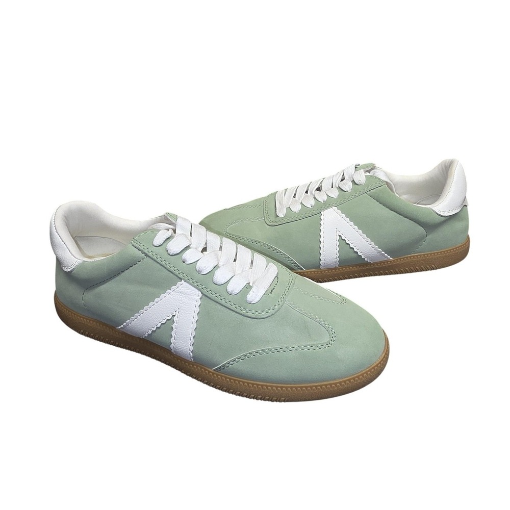 MIA Klair Shoes Women 8 Green White Retro Low Top Sneakers‎ Athletic Comfort
